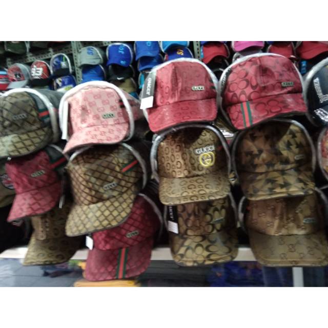 Topi gucci