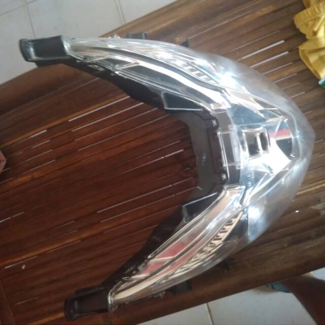 Reflektor esy Suzuki skydrive