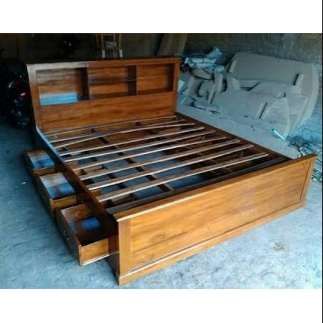 Tempat tidur minimalis jati solid