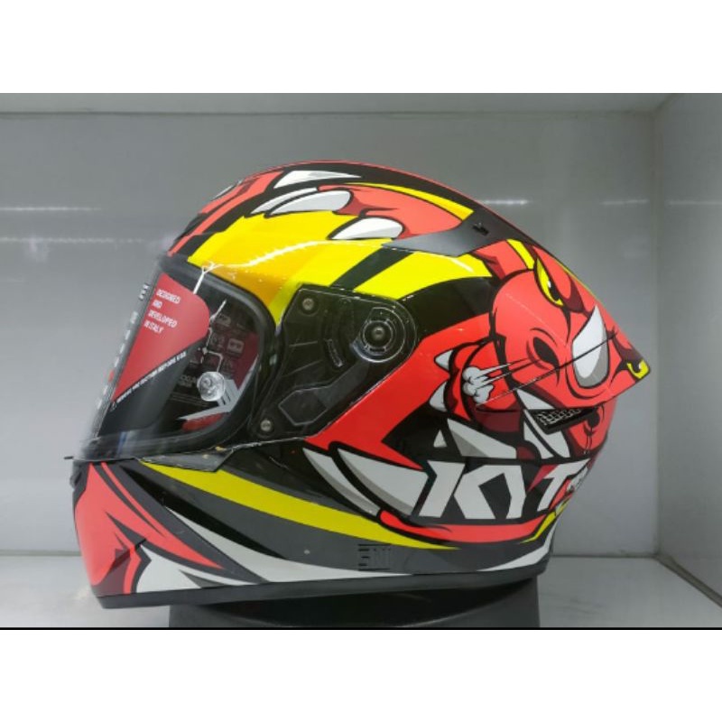 KYT TT COURSE RHINO