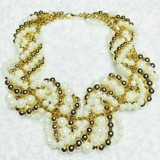 Cleopatra Necklace