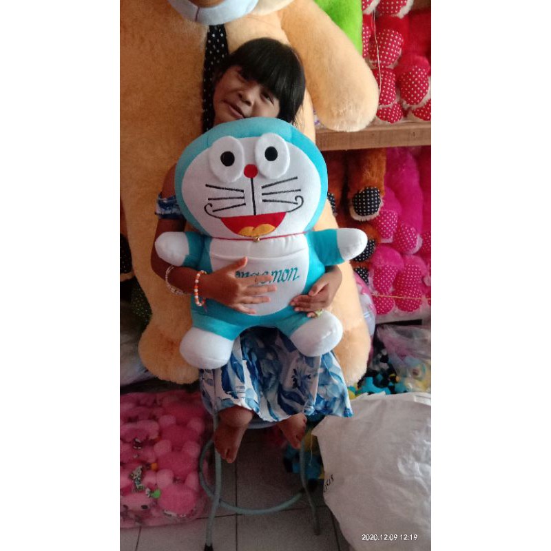 Boneka Doraemon size XL
