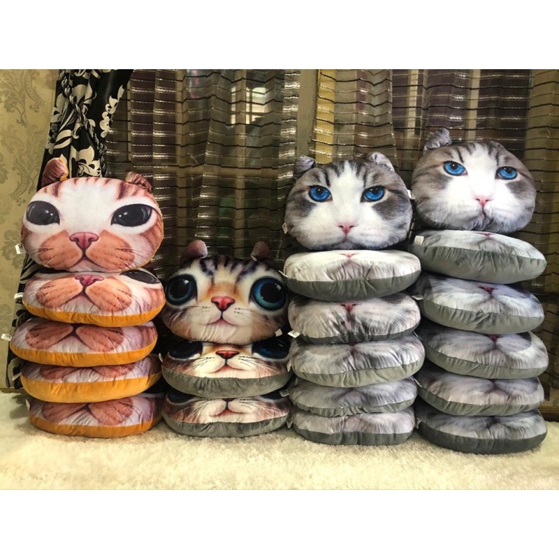 boneka kucing