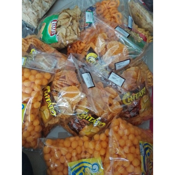 Chitato sapi panggang/keju
