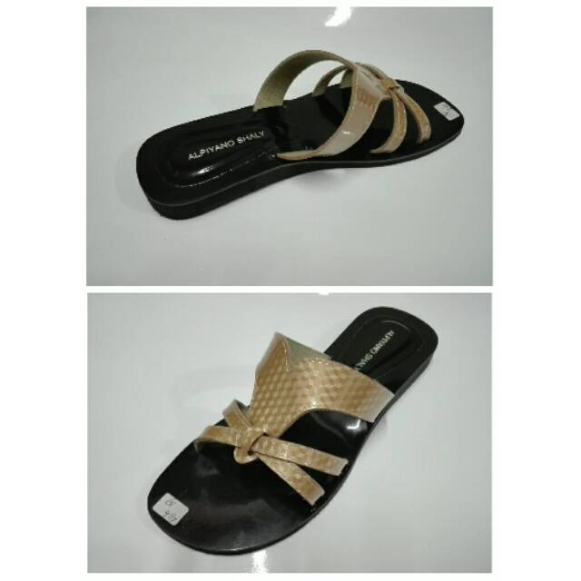 Sandal flat wanita