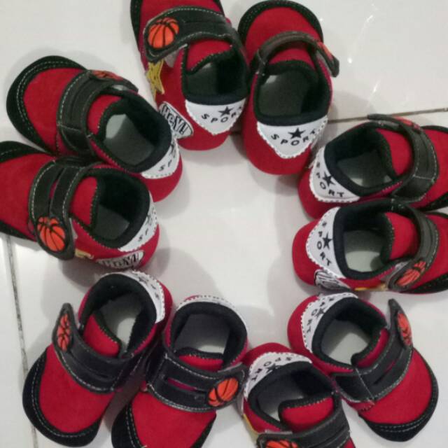 Sepatu baby