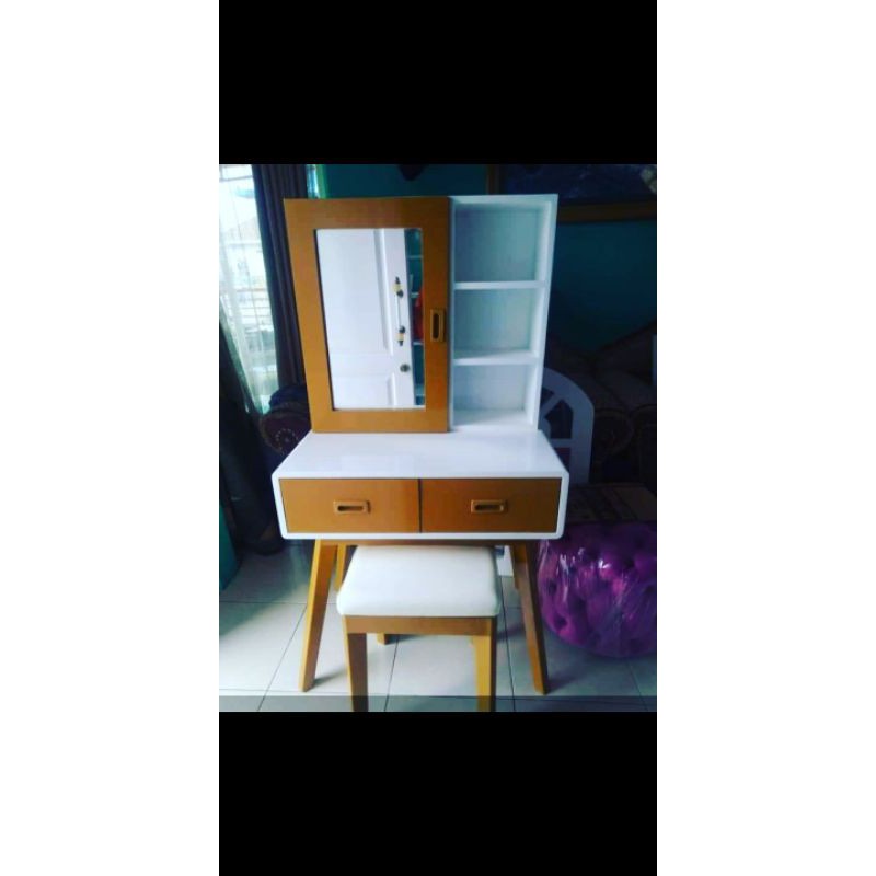 meja rias minimalis