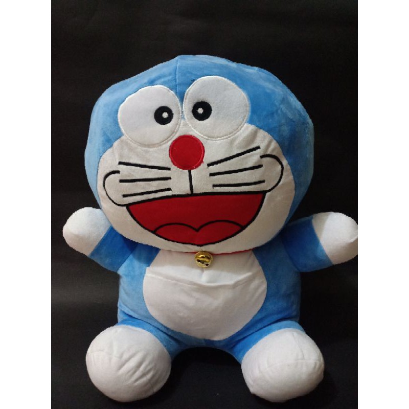 Boneka Doraemon