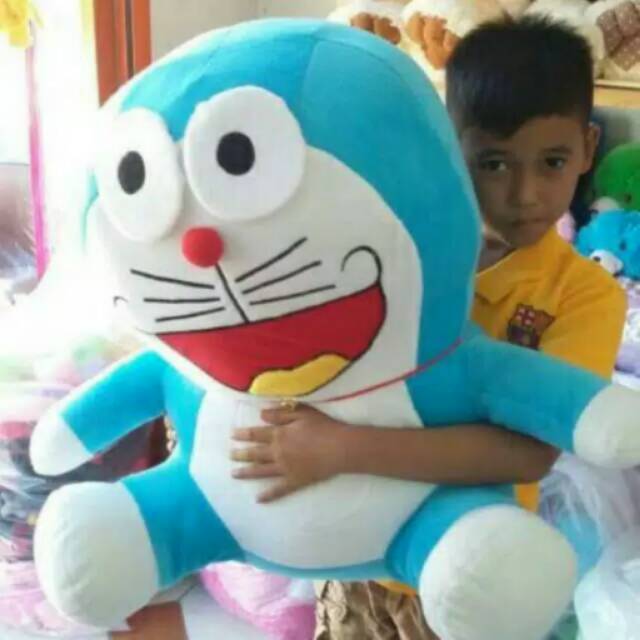 Boneka doraemon