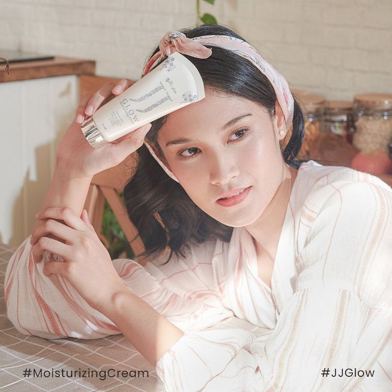 JJ GLOW moisturizing cream