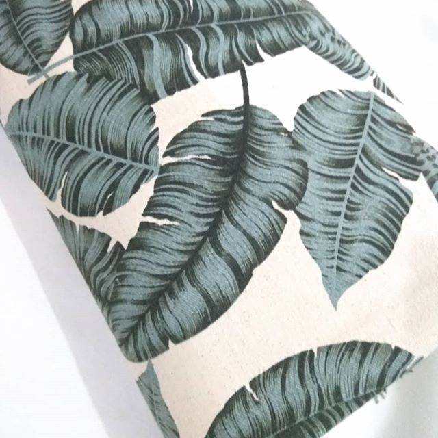 Kanvas daun pisang