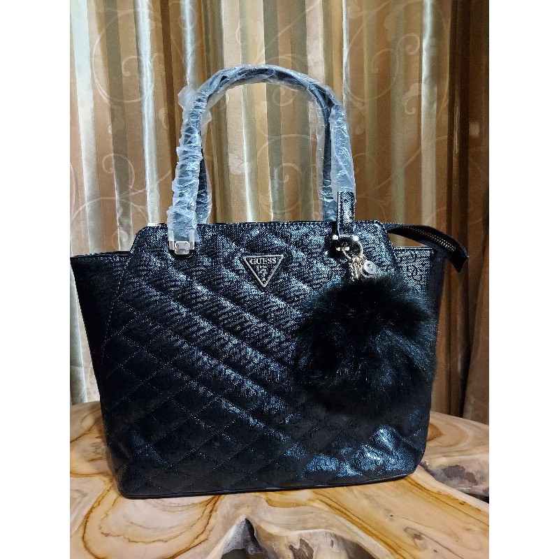 GuessAsherTote