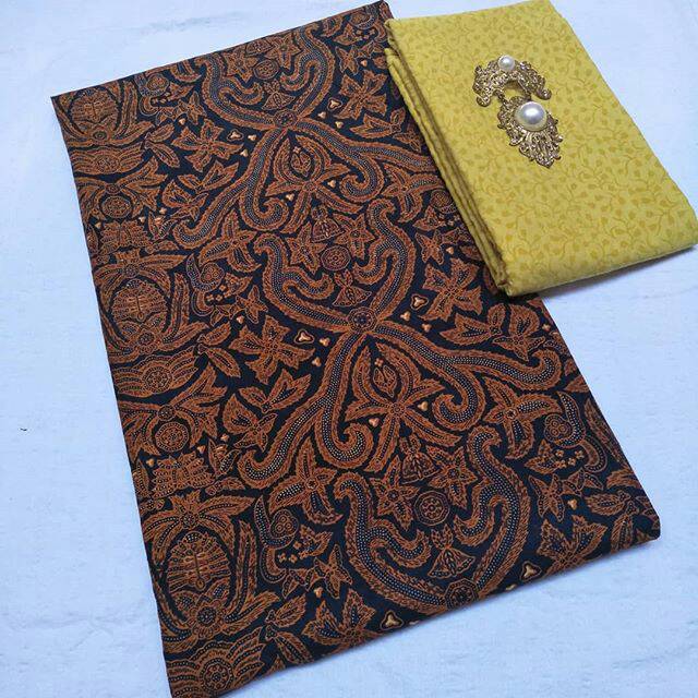 Set kain batik print soganan 003 rm dan embos