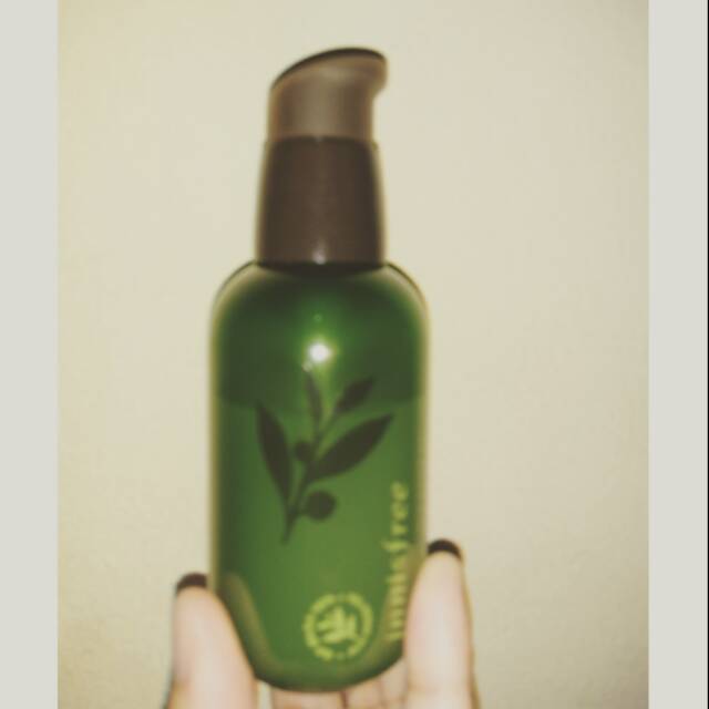 Innisfree green tea seed serum