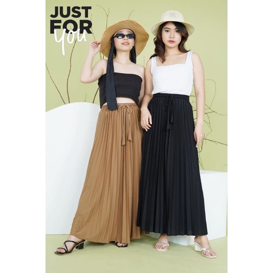 Plisket Skirt