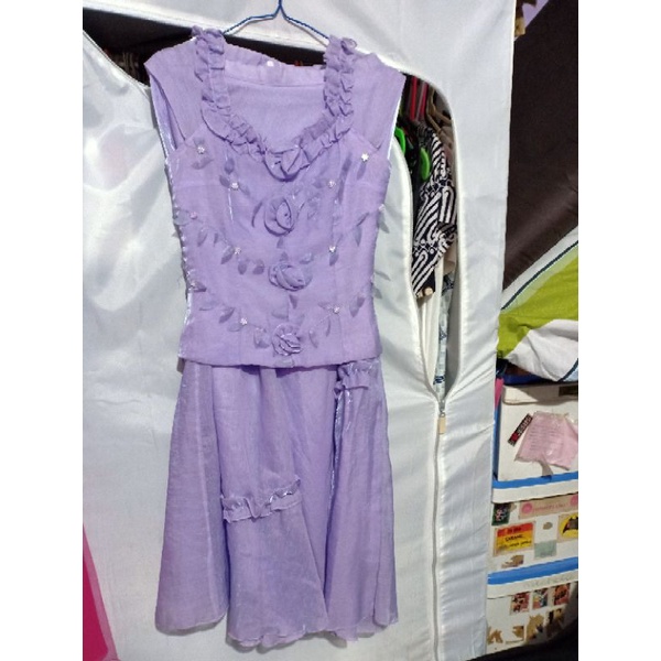 Baju Pesta Ungu (
