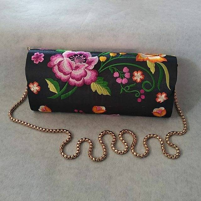Dompet pesta