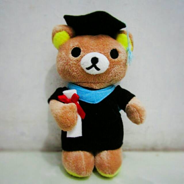 Boneka Rilakuma Wisuda