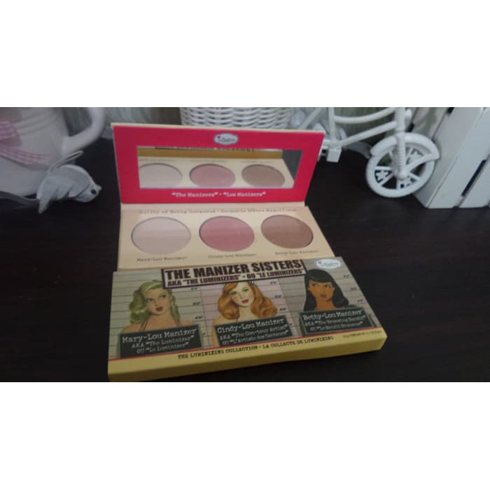 The Balm The Manizer Sisters