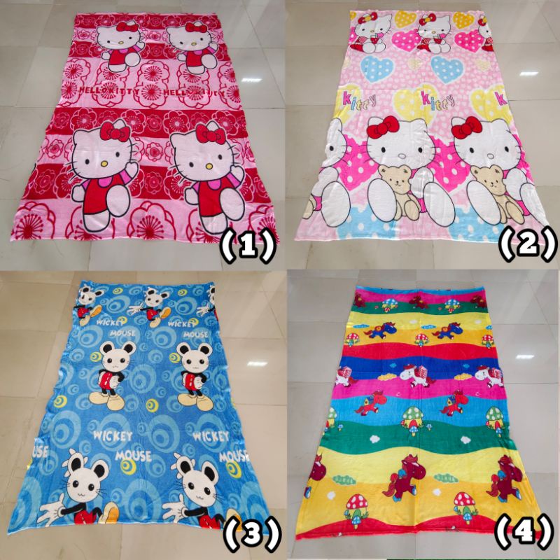 Selimut karakter 135x190