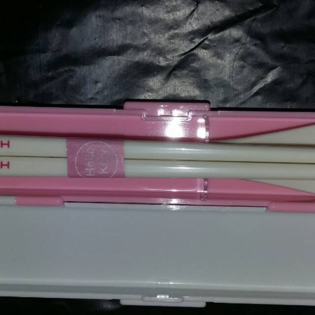 Sendok sumpit hello kitty