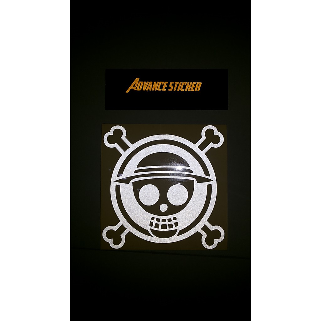 sticker one piece head logo
