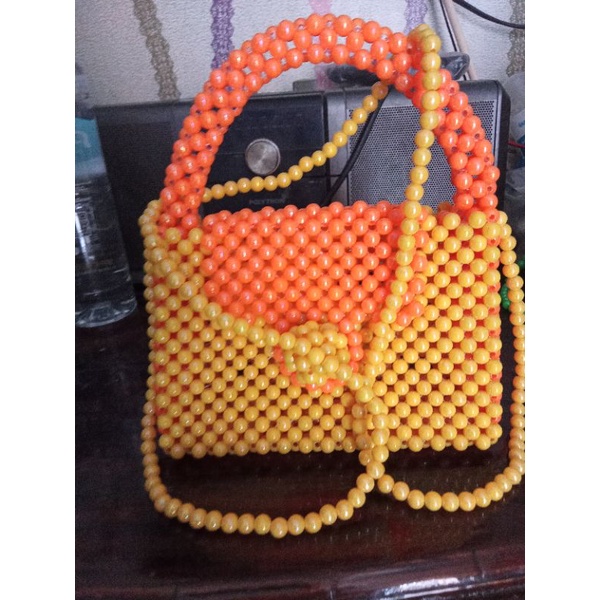 tas rajut mutiara