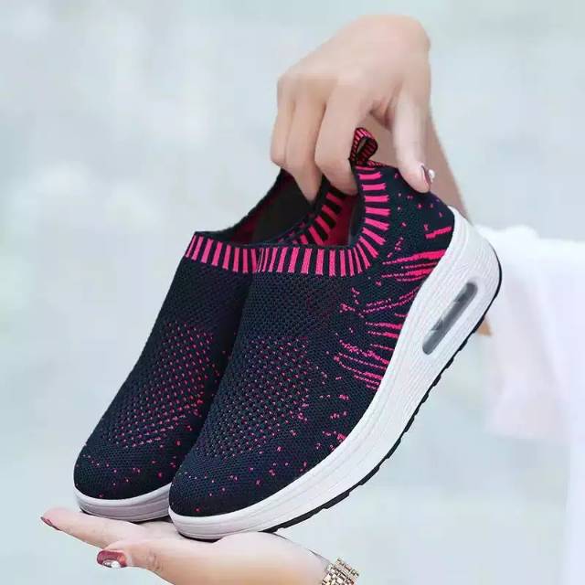 RN SLIPON VENOM #03