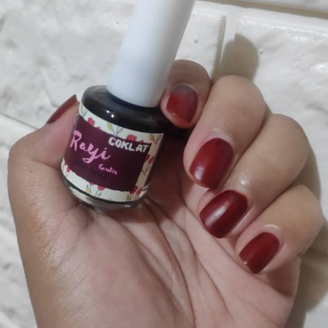 Rayi warna coklat