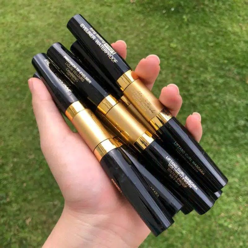 mascara +eyeliner .