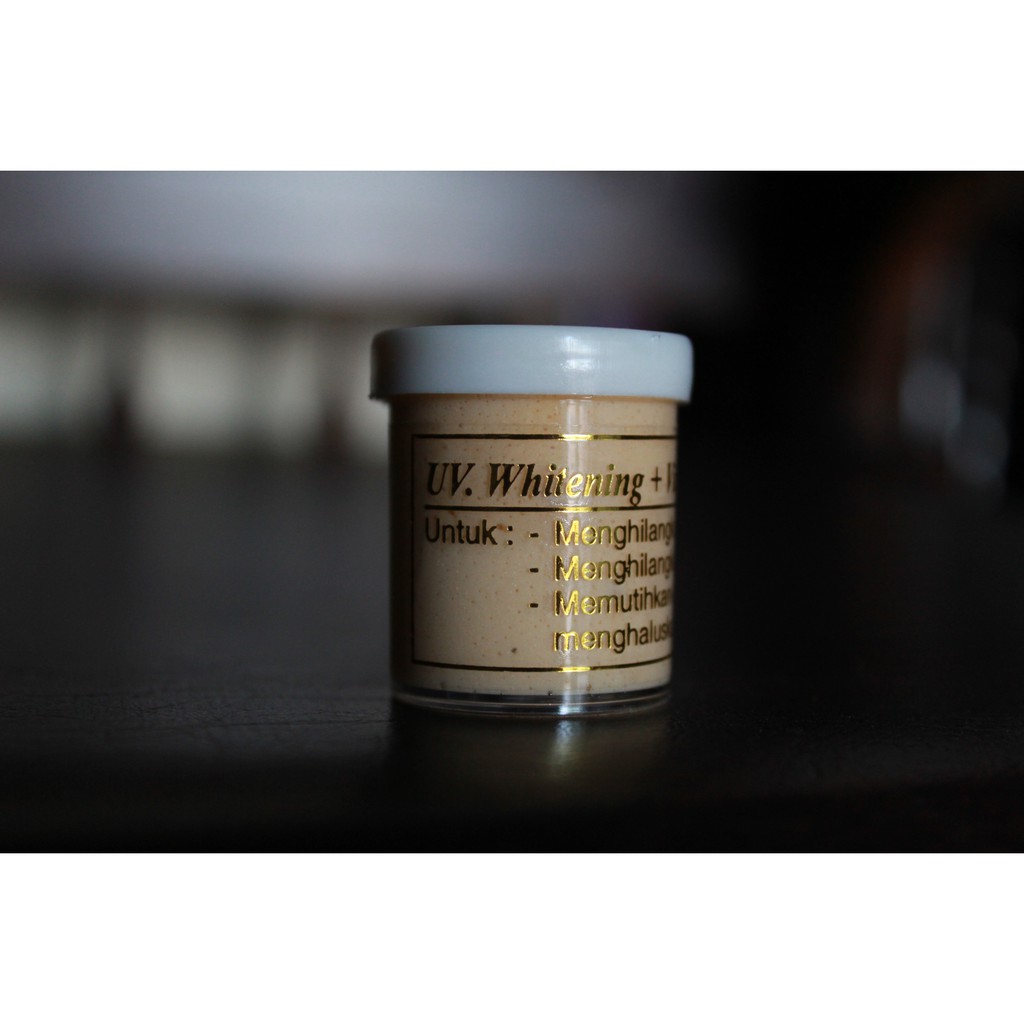 Uv.Whitening + Vitamin E