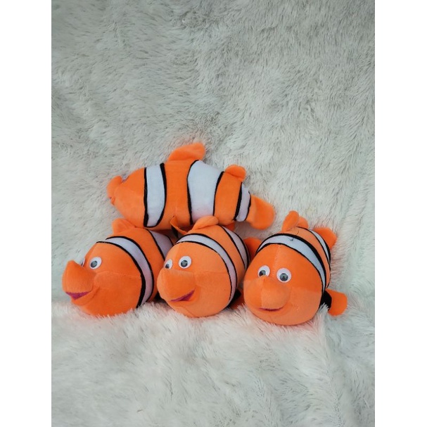 Boneka nemo s
