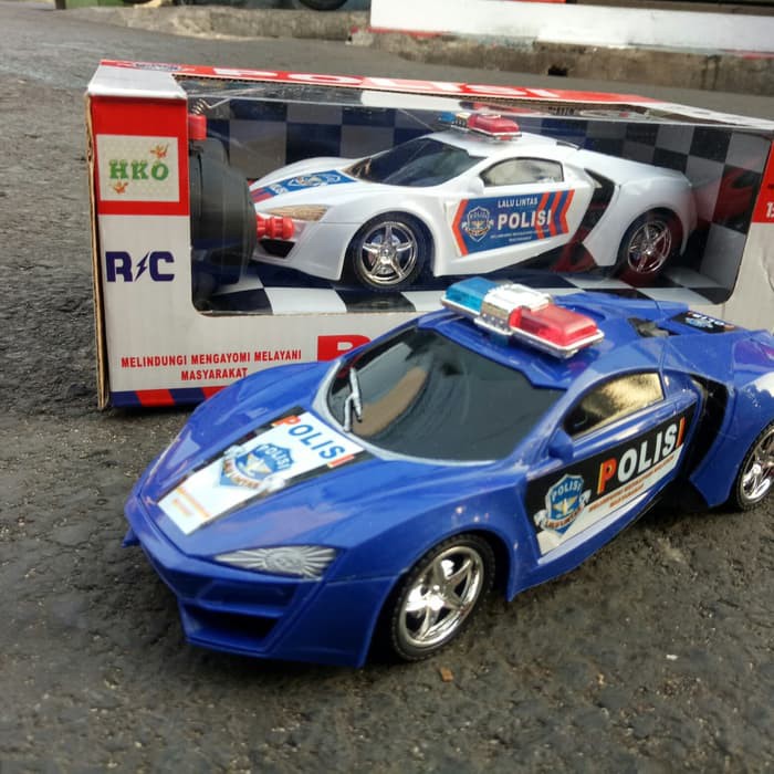 mobil remot control polisi