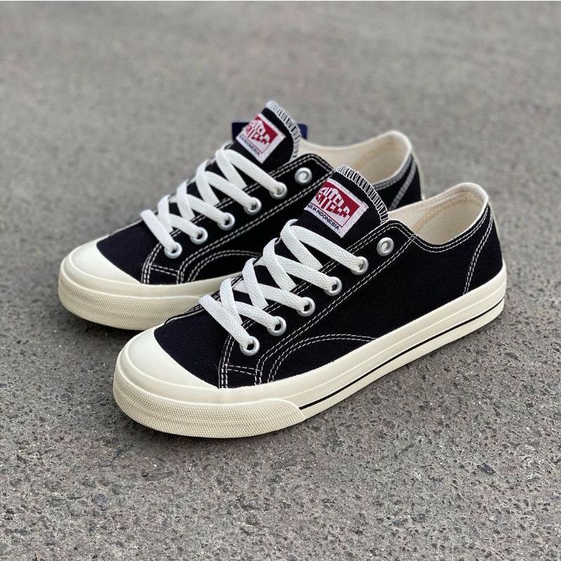 VENTELA SHOES | BASIC LOW BLACK NATURAL ORIGINAL