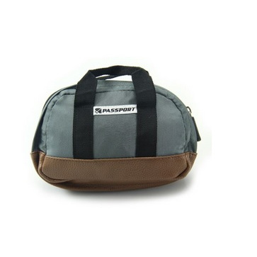 PASSPORT TAS DUFFLE LIPAT
