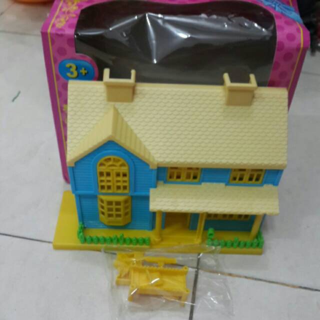 Rumah villa , rumah mainan
