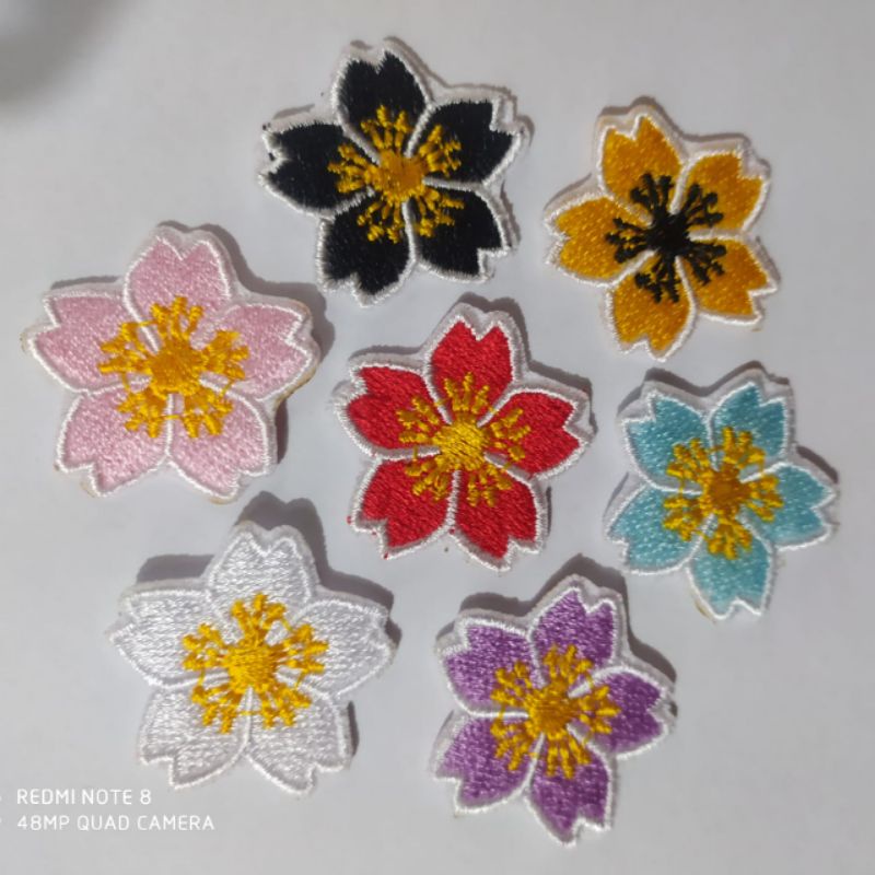 pacth bordir bunga sakura warna warni