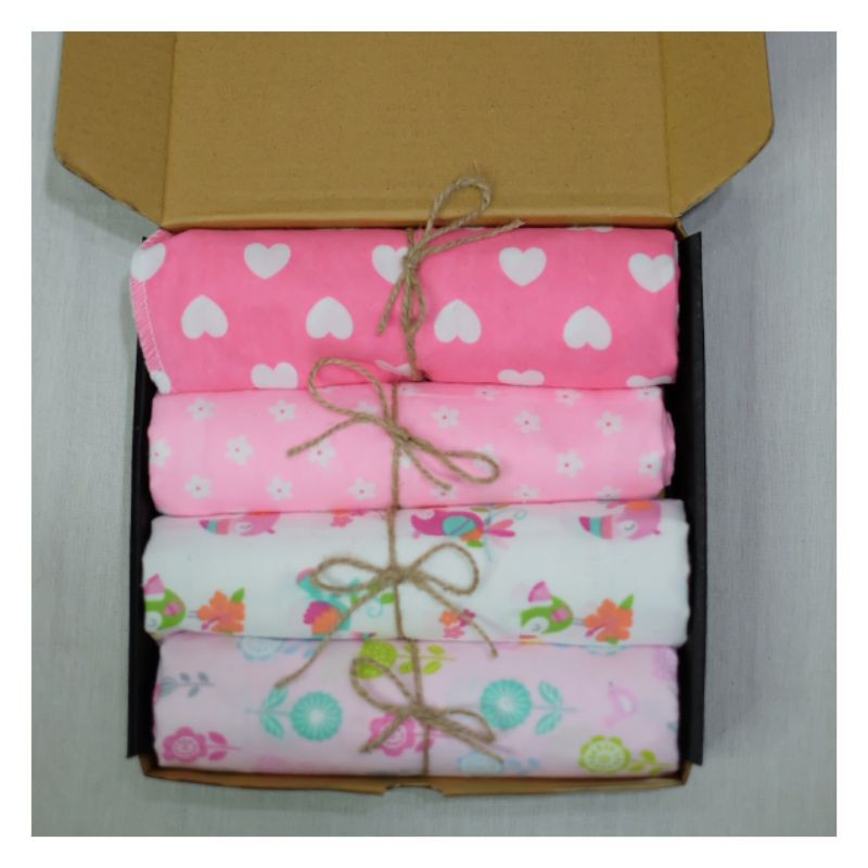 Hampers bedong bayi