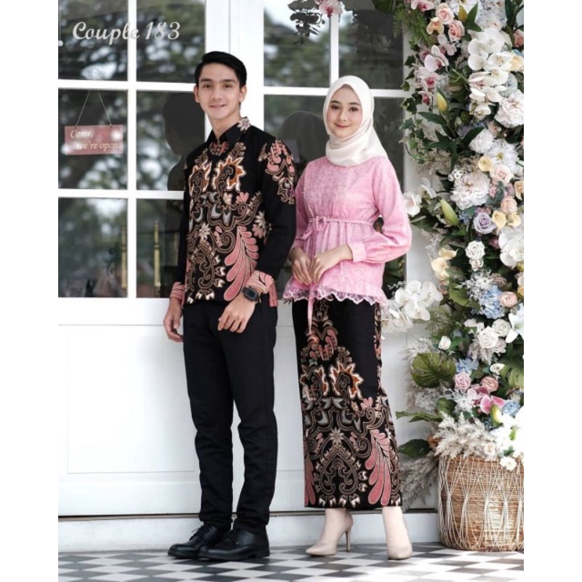 Couple Sarimbit 183