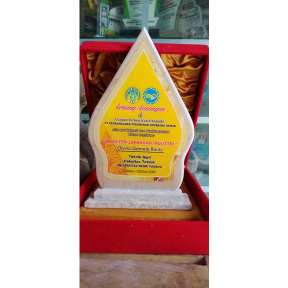 Plakat Marmer sehari  jadi