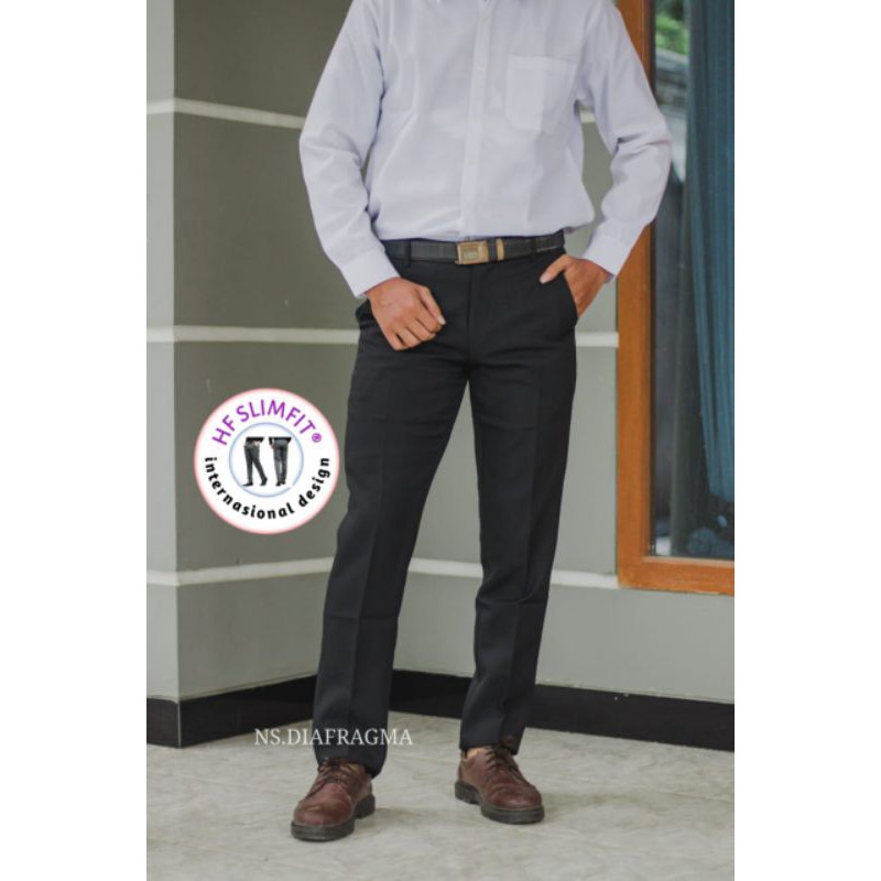 Celana slimfit pria