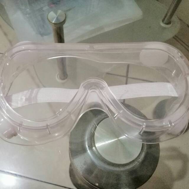 Kacamata APD