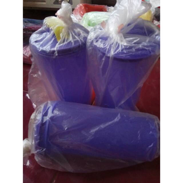 Tempat minum ungu