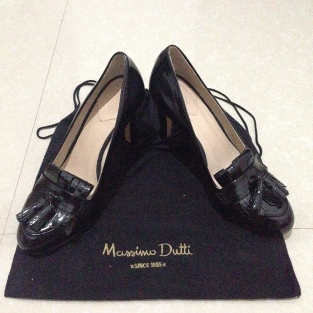 Heels Baru Branded Massimo Dutti