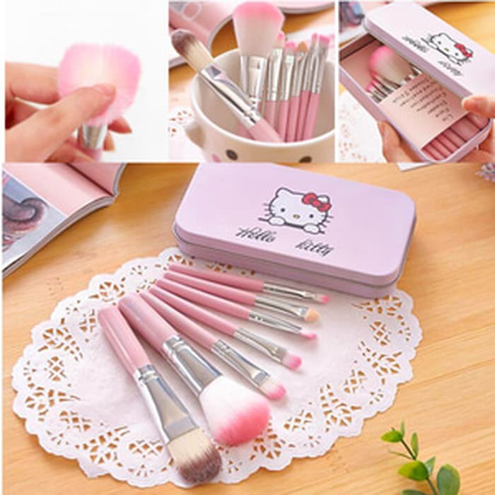 TT Hello Kitty Mini Makeup Brush Set