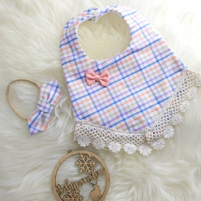 Bib Lonceng peach square