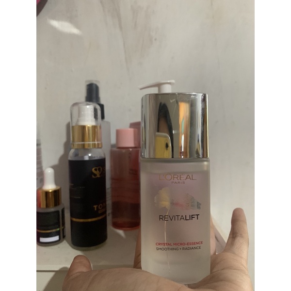 preloved loreal revitalift essence