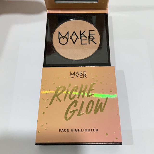 MAKEOVER Riche Glow Face Highlighter 13gr