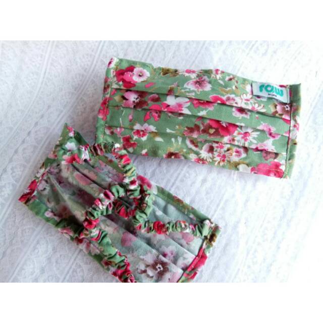 Masker serut motif