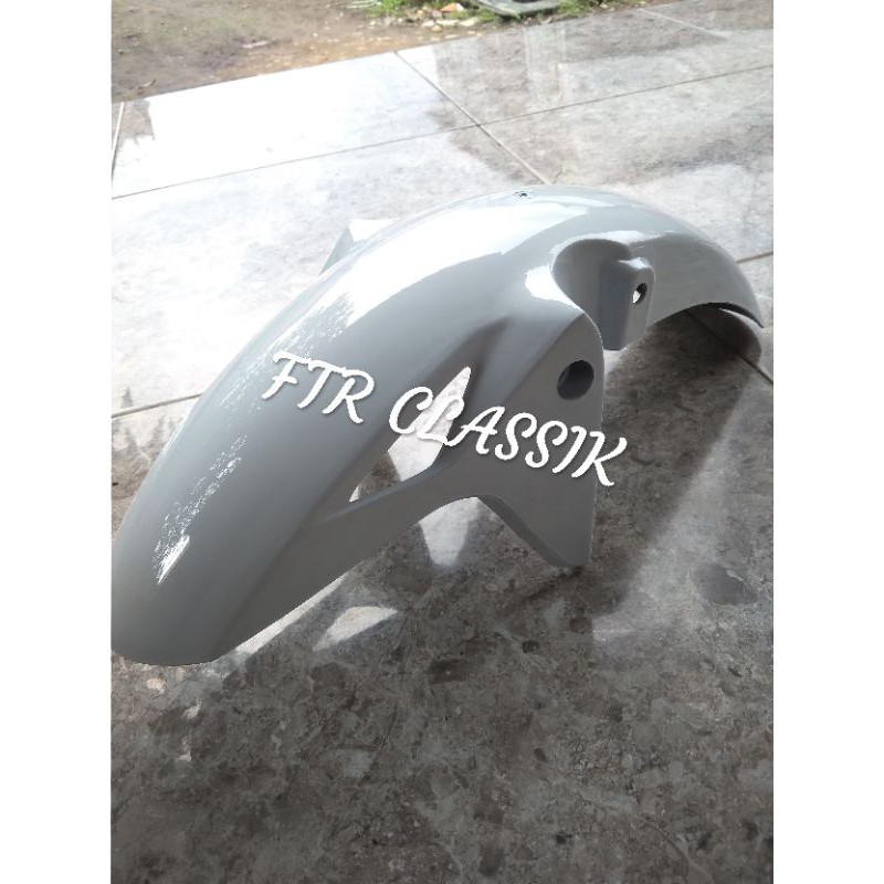 Selebor spakbor Cbr CB 150 R old putih